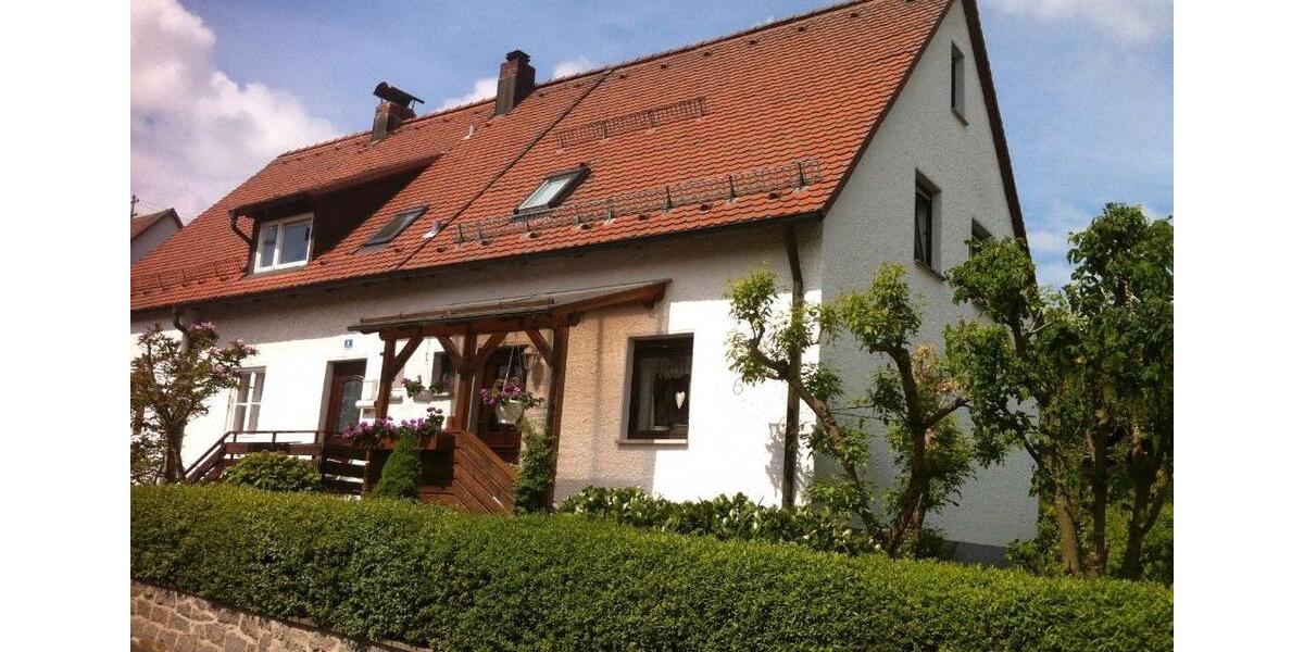 Doppelhaushälfte Kupferberg - 4 Zimmer, 128 m&sup2;, 379.000&euro; | Angebot:17890431