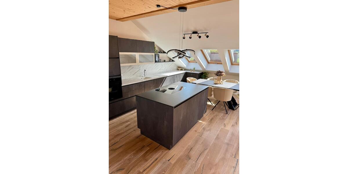 Dachgeschoßwohnung Bayreuth Bernecker Straße / Insel / Riedelsberg - 2 Zimmer, 75 m&sup2;, 419.000&euro; | Angebot:26050469