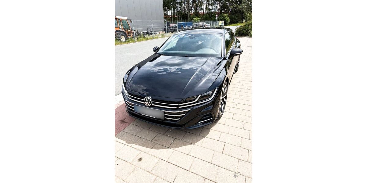 VW Arteon 60.000 km 30.000 &euro; Eschenbach in der Oberpfalz 92676