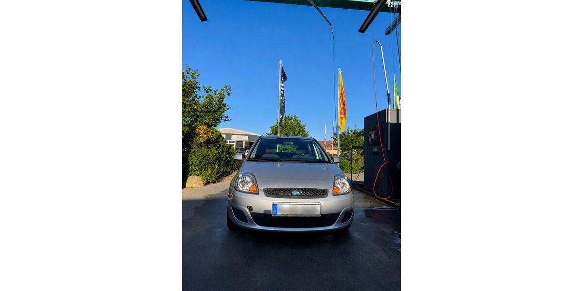 Ford Fiesta 58.000 km 3.000 &euro; Speichersdorf 95469