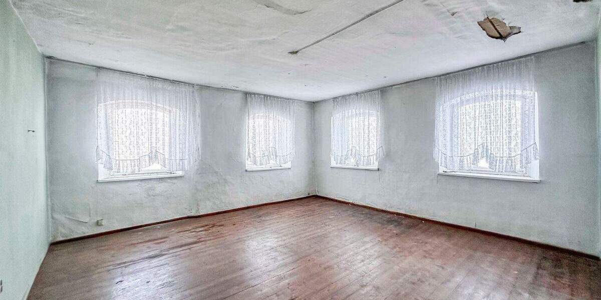 Mehrfamilienhaus, Wohnhaus Königsfeld - 1 Zimmer, 284 m&sup2;, 49.000&euro; | Angebot:25930755