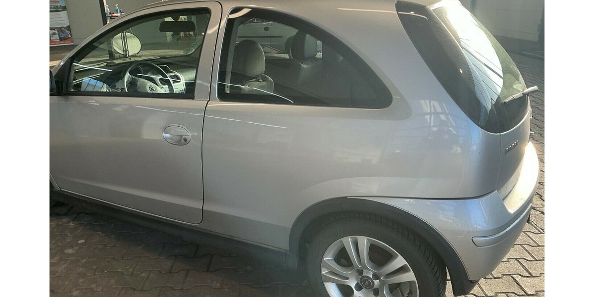 Opel Corsa Edition,Klima,Alu, usw. ! 200.000 km 2.450 &euro; Himmelkron 95502