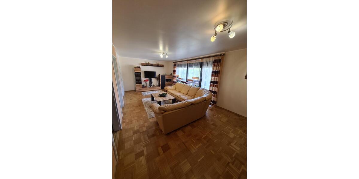 Mehrfamilienhaus, Wohnhaus Seybothenreuth - 650.000&euro; | Angebot:26044951