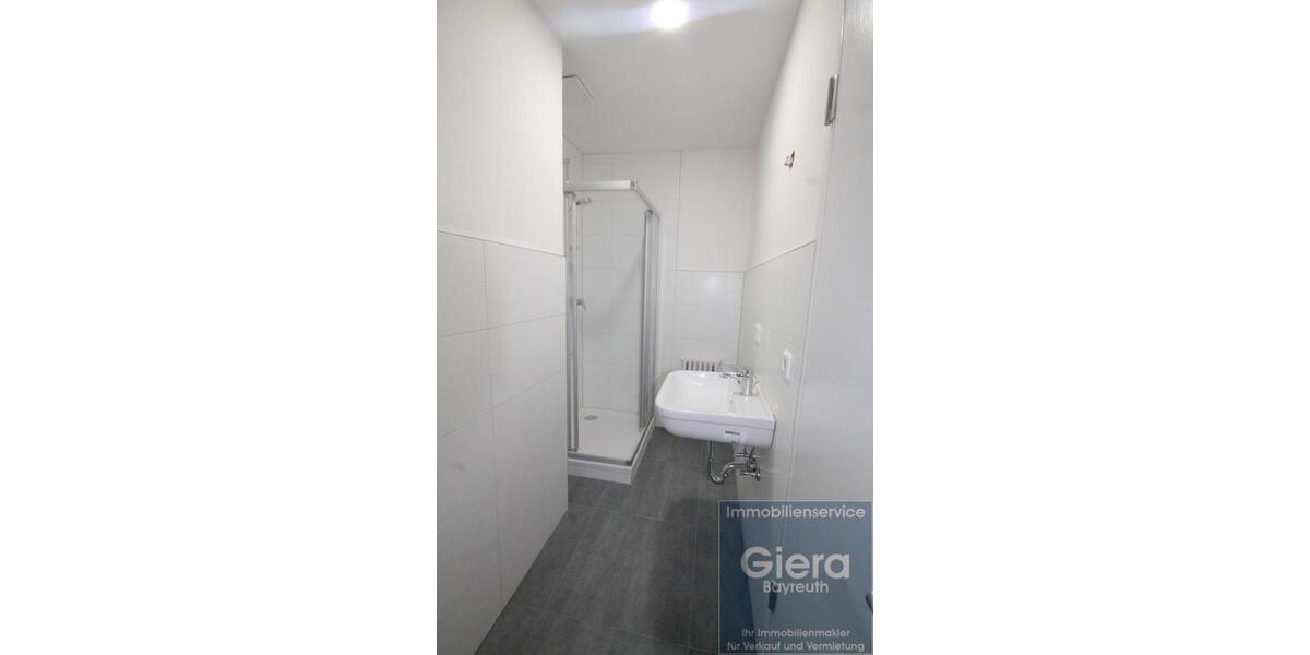 Etagenwohnung Bayreuth City - 1 Zimmer, 27 m&sup2;, 350&euro; | Angebot:24813548