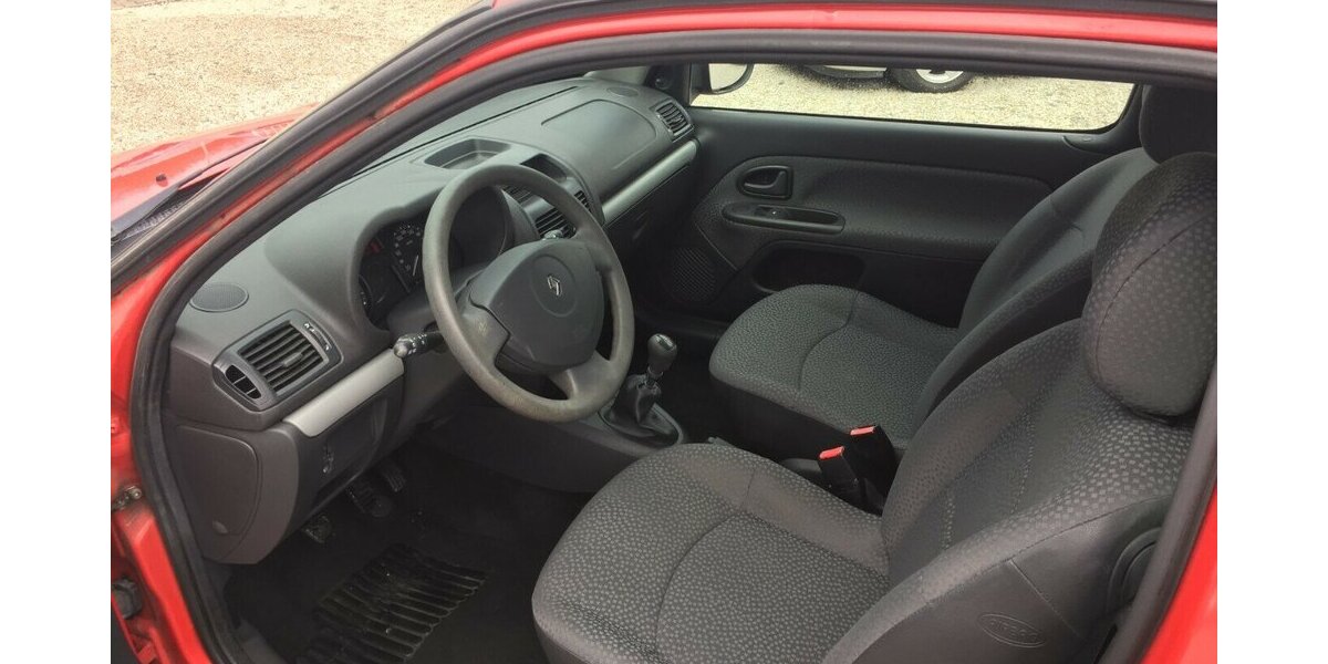 Renault Clio Campus YAHOO,8 Fach Bereift,Tüv Neu! 161.000 km 3.750 &euro; Himmelkron 95502