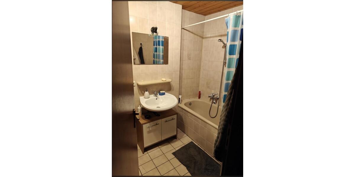 Etagenwohnung Bayreuth Meyernberg - 10 Zimmer, 180 m&sup2;, 350&euro; | Angebot:25755029