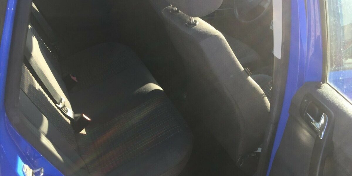 VW Polo Trendline,4 Türig,Tüv Neu! 175.000 km 3.600 &euro; Himmelkron 95502