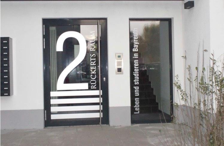 Erdgeschoßwohnung Bayreuth Altstadt - 1 Zimmer, 30 m&sup2;, 594&euro; | Angebot:25962915