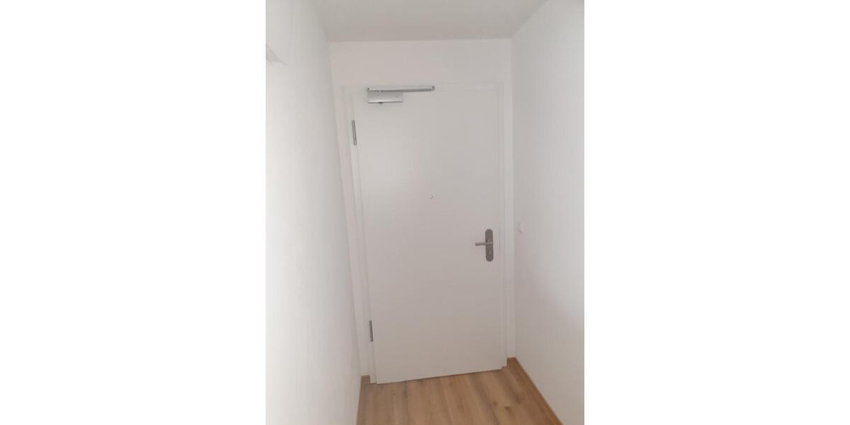 Erdgeschoßwohnung Kemnath - 2 Zimmer, 67 m&sup2;, 900&euro; | Angebot:26000184