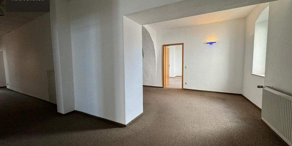 Gewerbeobjekt Kulmbach Blaich - 6 Zimmer, 212 m&sup2;, 1.060&euro; | Angebot:25665655