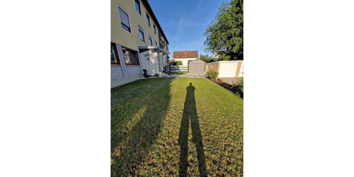 Etagenwohnung Speichersdorf - 3 Zimmer, 135 m&sup2;, 299.000&euro; | Angebot:25737679