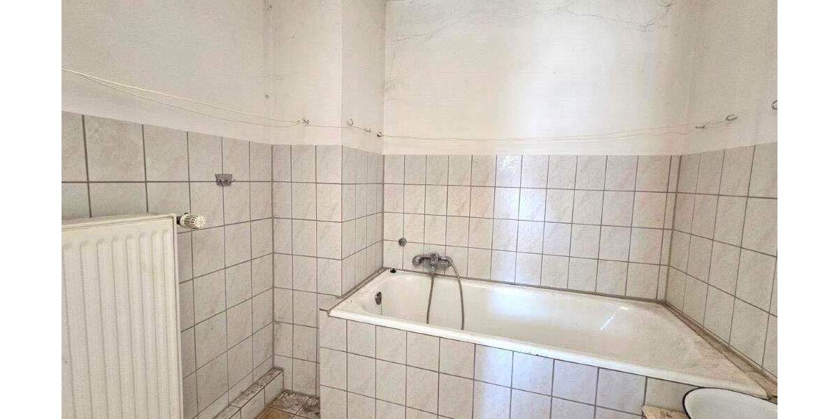Einfamilienhaus Stadtsteinach - 5 Zimmer, 140 m&sup2;, 119.000&euro; | Angebot:25707335
