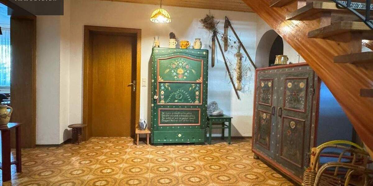 Einfamilienhaus Trebgast - 8 Zimmer, 198 m&sup2;, 319.000&euro; | Angebot:25768138