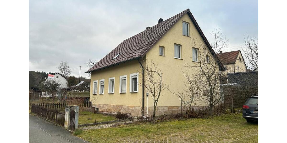 Einfamilienhaus Heinersreuth - 4 Zimmer, 120 m&sup2;, 180.000&euro; | Angebot:24919493