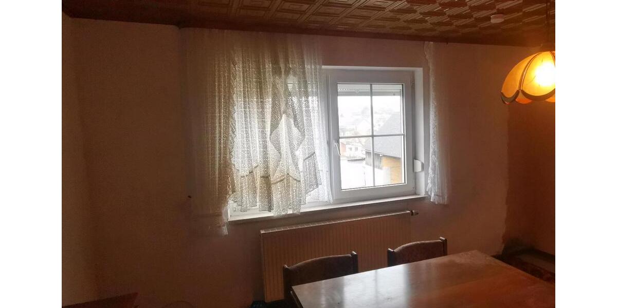 Einfamilienhaus Kirchenthumbach - 5 Zimmer, 120 m&sup2;, 179.000&euro; | Angebot:25178848