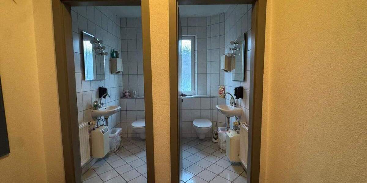 Gewerbeobjekt Bindlach - 8 Zimmer, 265 m&sup2;, 1.500&euro; | Angebot:25768276