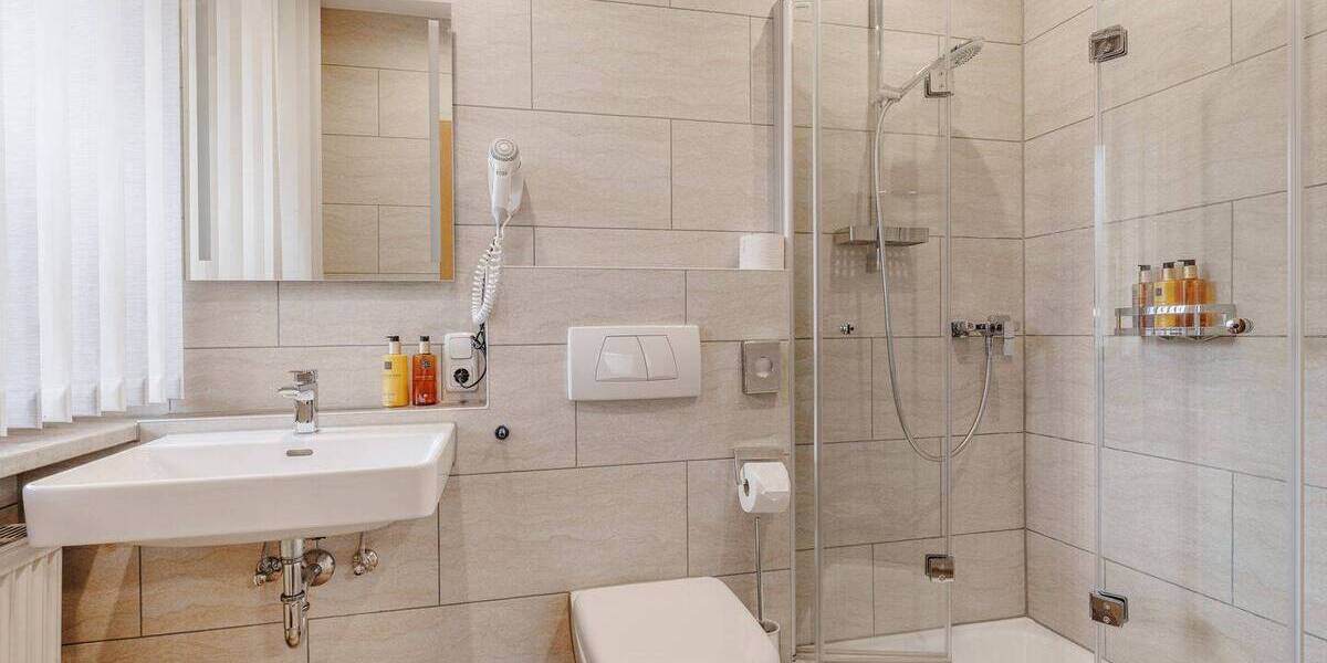Gewerbeobjekt Pottenstein - 6 Zimmer, 850.000&euro; | Angebot:26556662