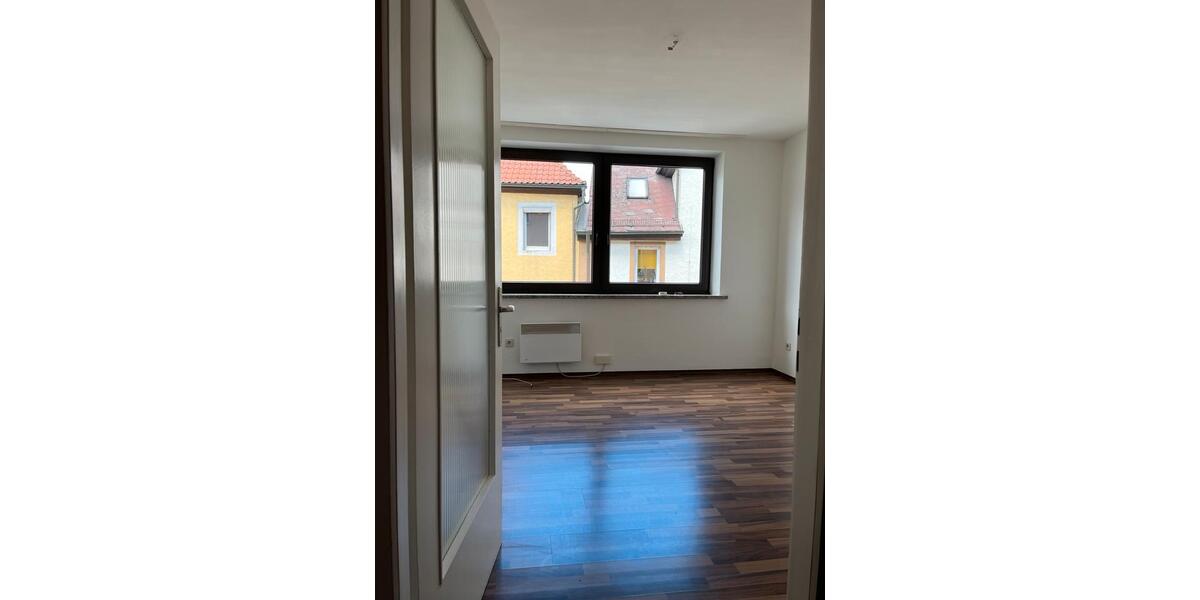 Mehrfamilienhaus, Wohnhaus Stadtsteinach - 6 Zimmer, 112 m&sup2;, 199.000&euro; | Angebot:26299839