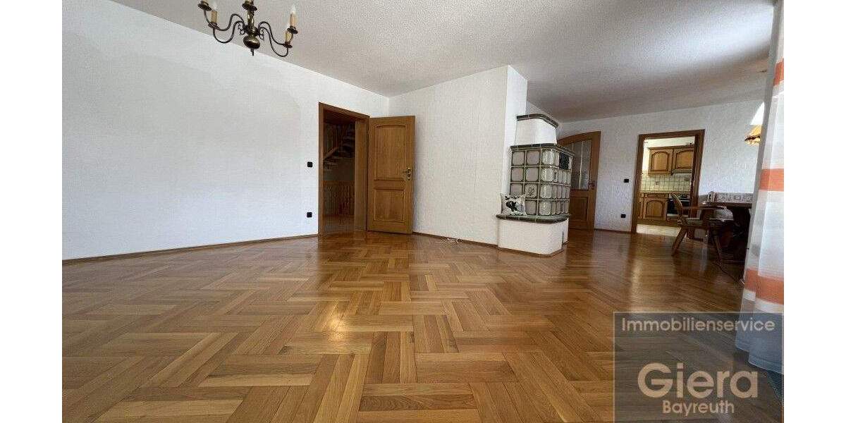 Einfamilienhaus Heinersreuth - 6 Zimmer, 220 m&sup2;, 592.000&euro; | Angebot:25726027