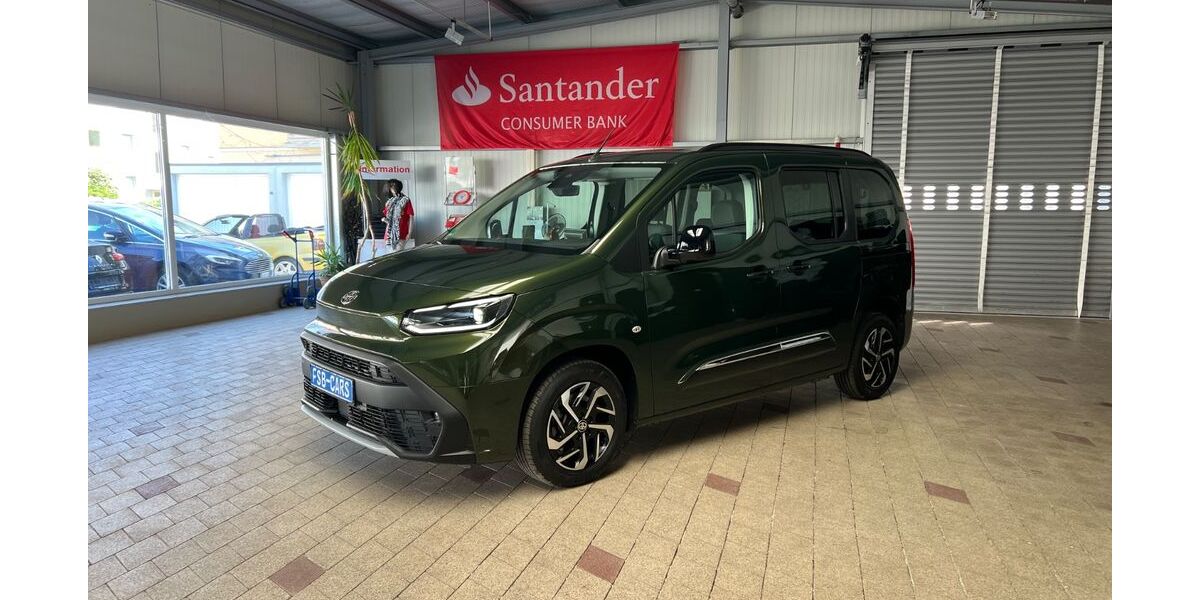 Toyota Proace (Verso) 9.200 km 29.950 &euro; Heinersreuth 95500