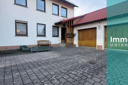 Wohnung Neuenmarkt - 3.5 Zimmer, 83 m&sup2;, 700&euro; | Angebot:25170379