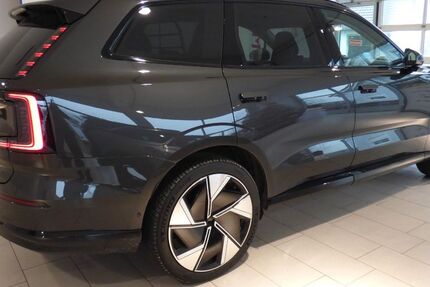 Volvo EX90 3.000 km 92.999 &euro; Ahorntal 95491