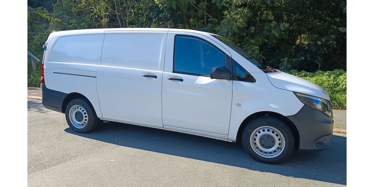 Mercedes-Benz Vito 199.000 km 11.999 &euro; Marktschorgast 95509