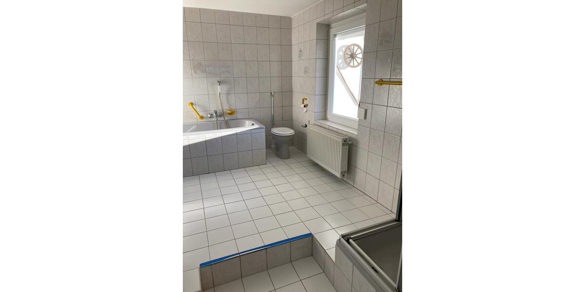 Erdgeschoßwohnung Kulmbach Blaich - 2.5 Zimmer, 70 m&sup2;, 550&euro; | Angebot:26041375