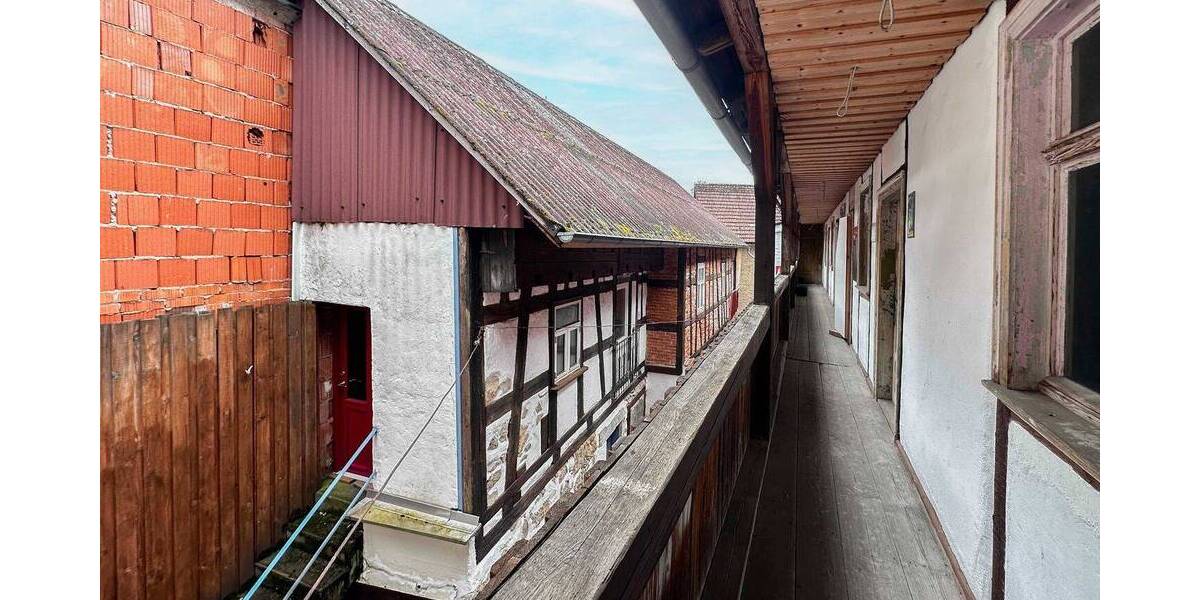 Mehrfamilienhaus, Wohnhaus Hollfeld - 7 Zimmer, 200 m&sup2;, 375.000&euro; | Angebot:26720484