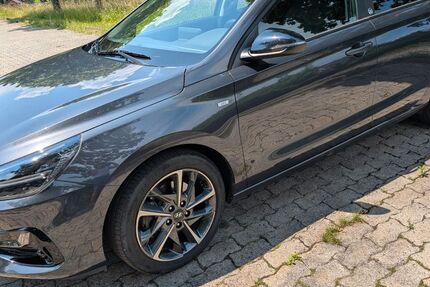 Hyundai i30 65.000 km 17.600 &euro; Kulmbach 95326