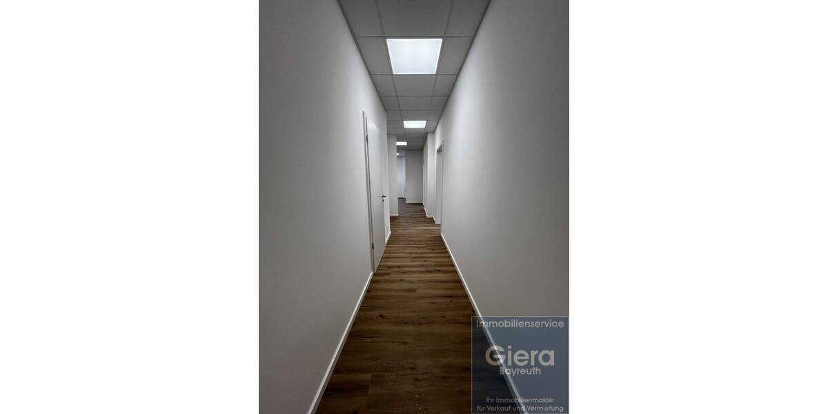 Gewerbeobjekt Heinersreuth Hahnenhof - 2.200&euro; | Angebot:26064138