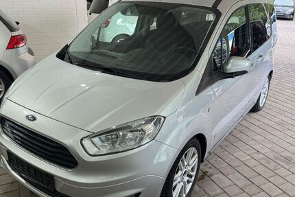 Ford Tourneo Courier 112.166 km 8.900 &euro; Bad Berneck im Fichtelgebirge 95460