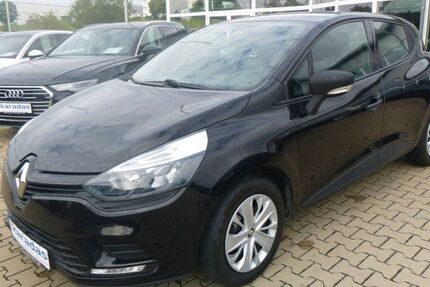 Renault Clio 74.027 km 8.350 &euro; Bayreuth 95448