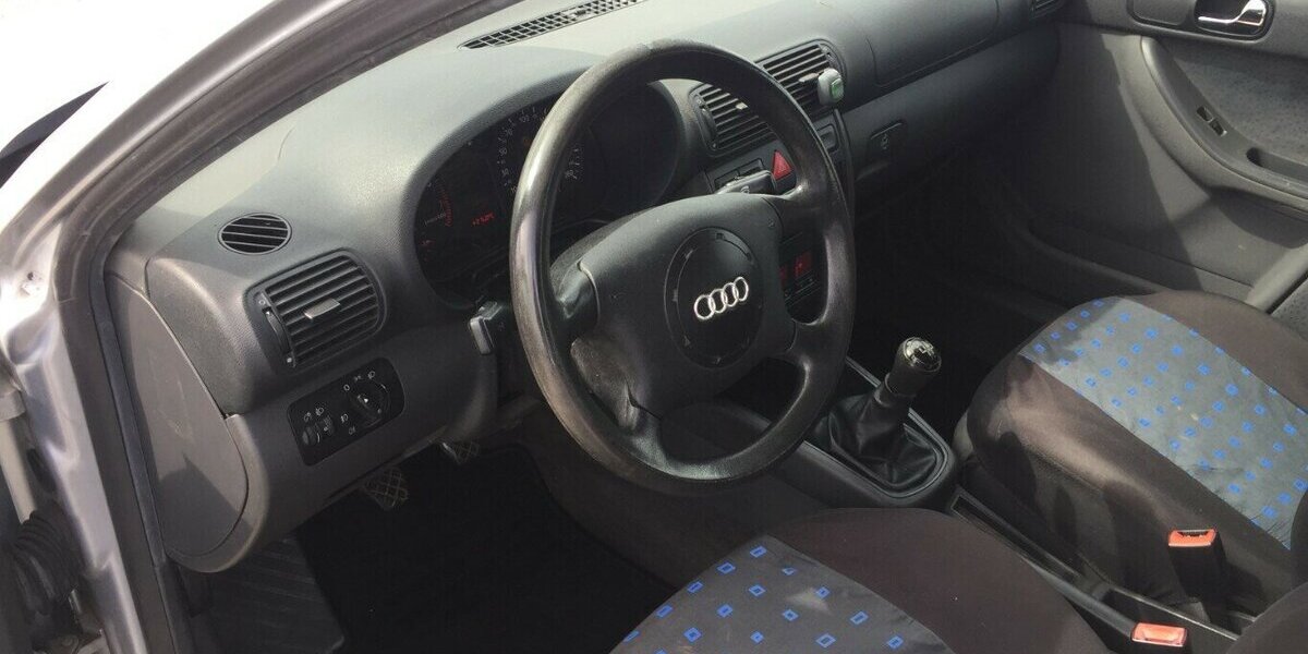 Audi A3 1.6 Ambiente! 332.000 km 650 &euro; Himmelkron 95502