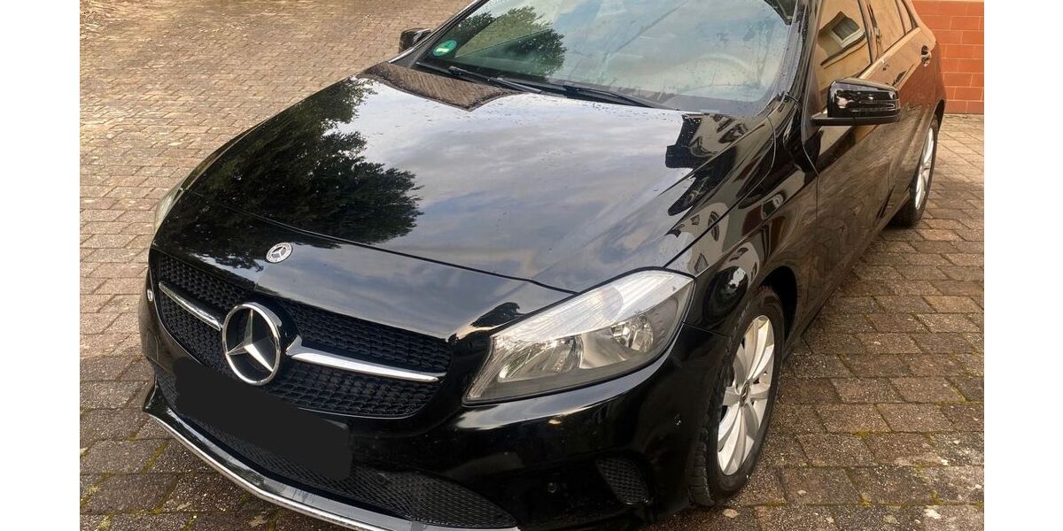 Mercedes-Benz A 180 68.490 km 16.450 &euro; Pottenstein 91278