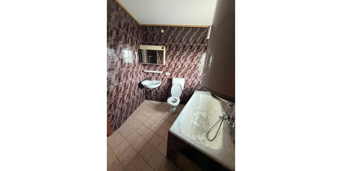 Etagenwohnung Kulmbach Blaich - 2 Zimmer, 90 m&sup2;, 1.100&euro; | Angebot:25992281