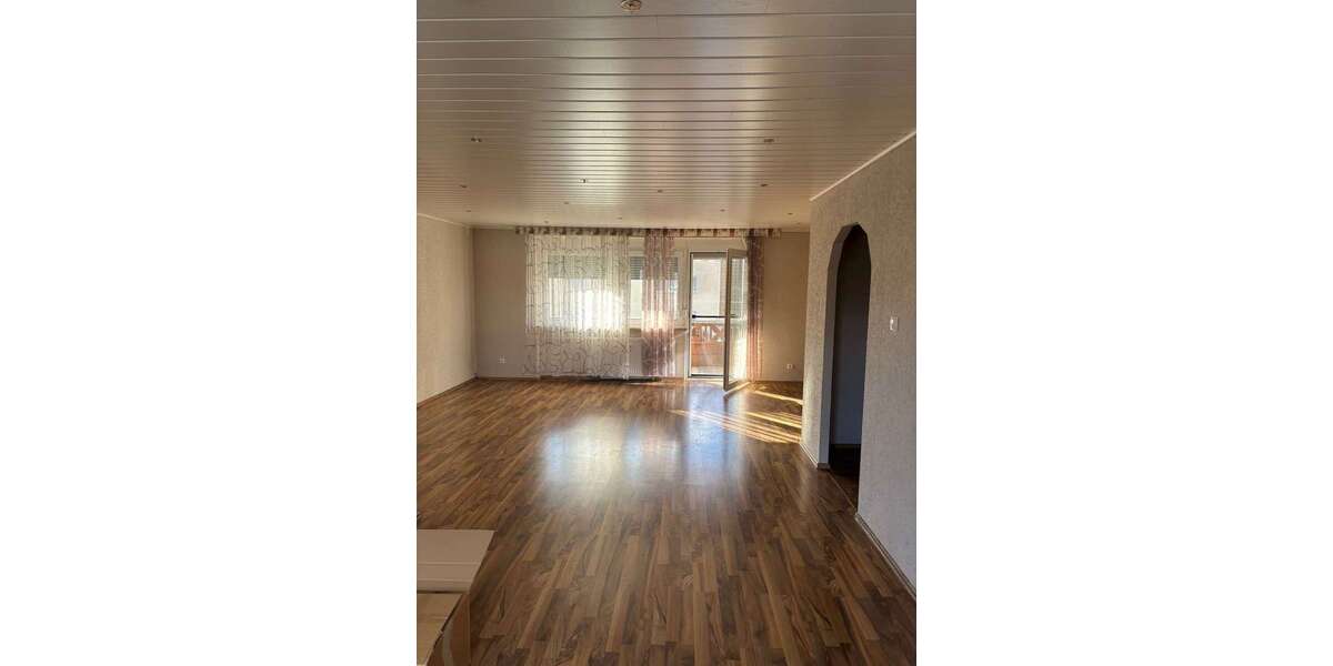 Etagenwohnung Bindlach - 5 Zimmer, 113 m&sup2;, 319.000&euro; | Angebot:26003498