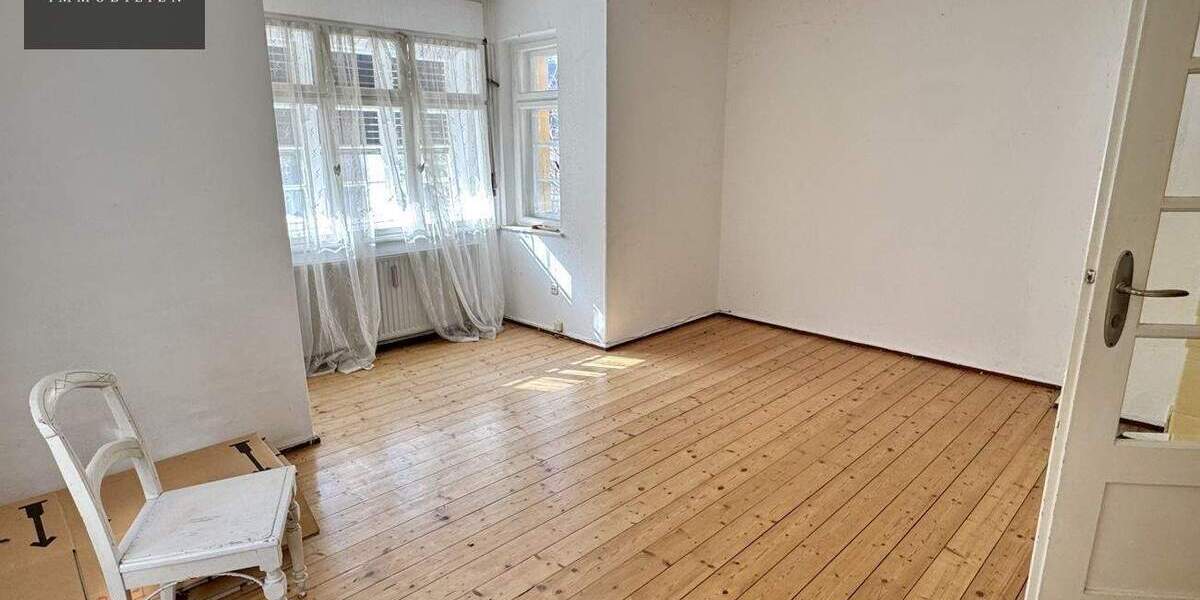Doppelhaushälfte Kulmbach Blaich - 8 Zimmer, 160 m&sup2;, 189.000&euro; | Angebot:25665686
