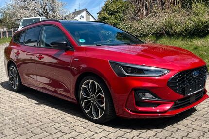 Ford Focus 14.250 km 23.990 &euro; Fichtelberg 95686