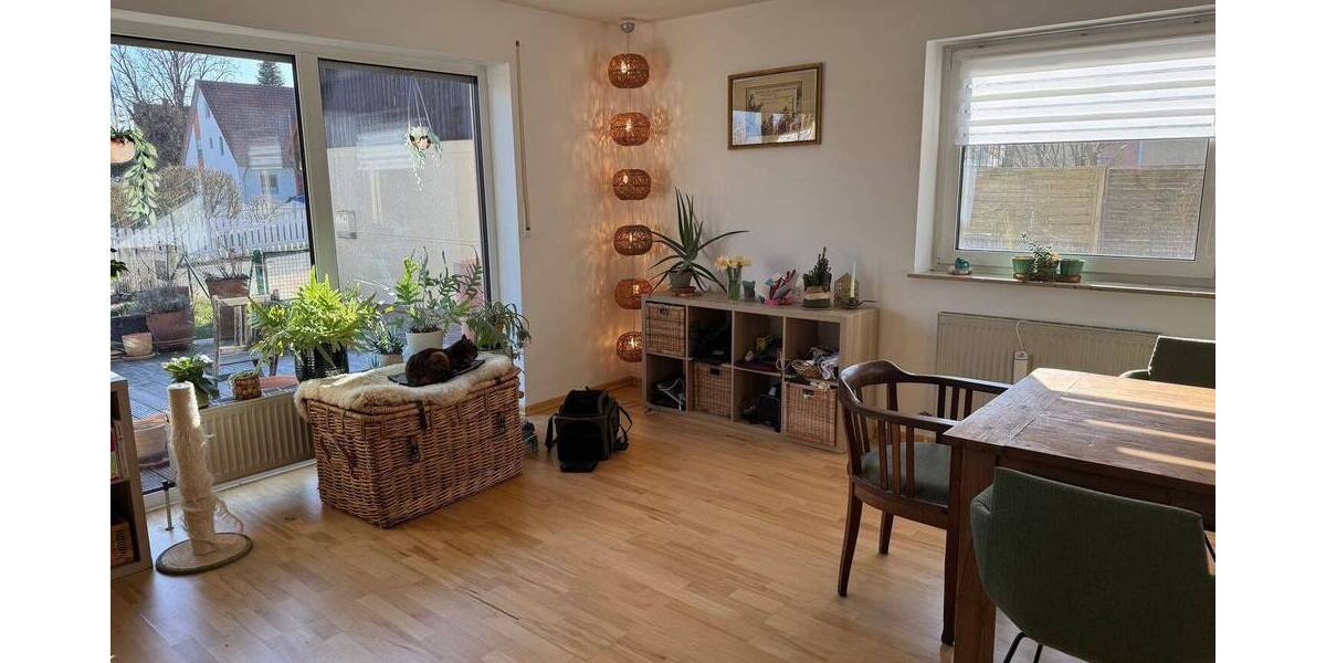 Doppelhaushälfte Eckersdorf Donndorf - 5 Zimmer, 170 m&sup2;, 1.500&euro; | Angebot:26766675