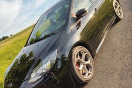 Ford Focus 205.000 km 8.990 &euro; Brand 95682