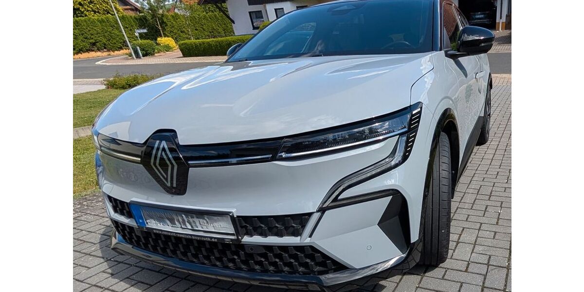 Renault Megane E-TECH 32.500 km 25.300 &euro; Auerbach i.d.OPf. 91275