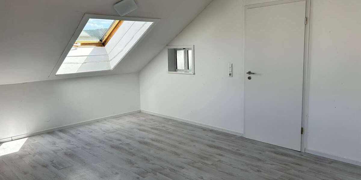 Etagenwohnung Kulmbach Blaich - 3 Zimmer, 67 m&sup2;, 118.500&euro; | Angebot:27209579