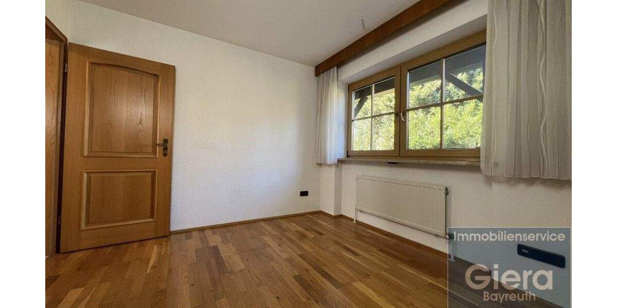 Einfamilienhaus Heinersreuth - 6 Zimmer, 220 m&sup2;, 592.000&euro; | Angebot:25726027