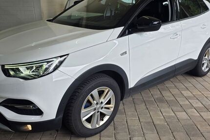 Opel Grandland (X) 120.000 km 13.480 &euro; Bad Berneck im Fichtelgebirge 95460