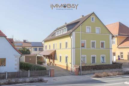 Haus Bindlach - 12 Zimmer, 300 m&sup2;, 667.000&euro; | Angebot:25968742