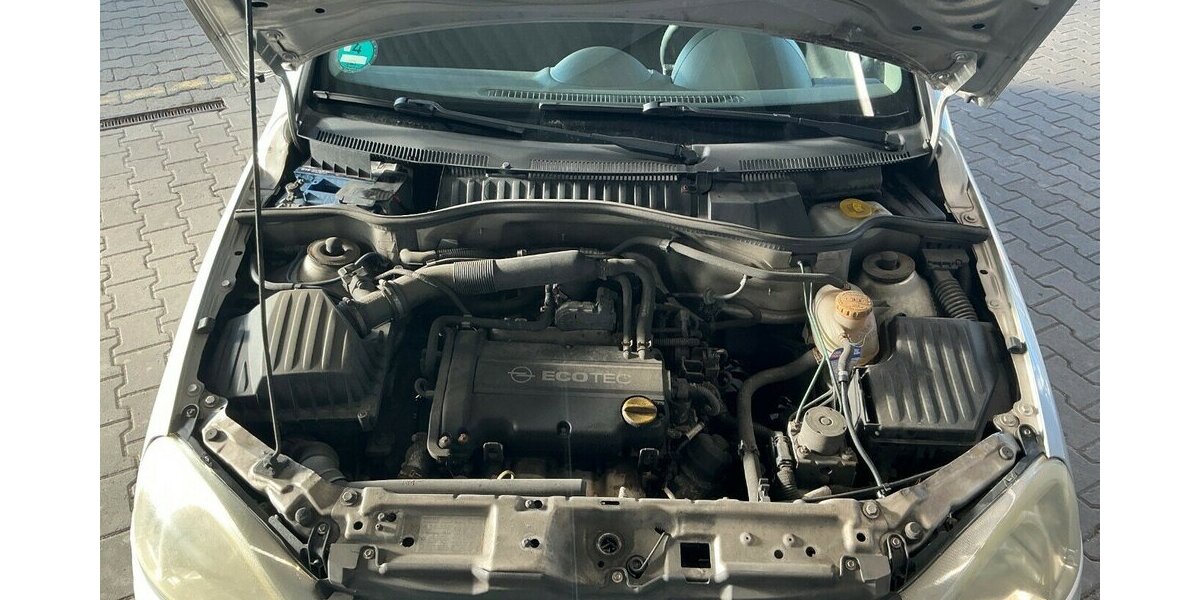 Opel Corsa Edition,Klima,Alu, usw. ! 200.000 km 2.450 &euro; Himmelkron 95502