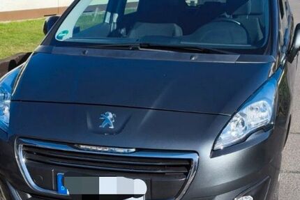 Peugeot 5008 141.000 km 5.800 &euro; Ebnath 95683