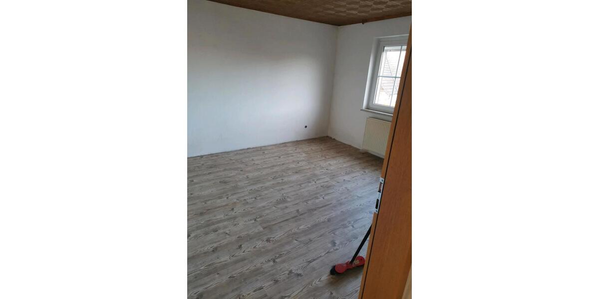 Einfamilienhaus Kirchenthumbach - 5 Zimmer, 120 m&sup2;, 179.000&euro; | Angebot:25178848