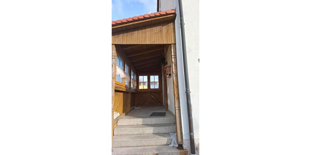 Einfamilienhaus Kirchenthumbach - 5 Zimmer, 120 m&sup2;, 180.000&euro; | Angebot:27109008